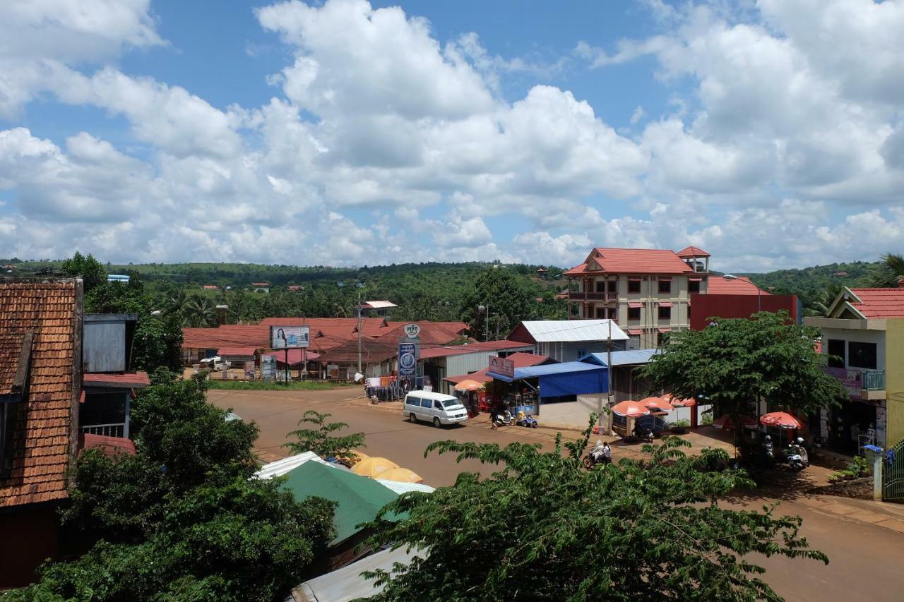 Mondulkiri Holiday Homestay Senmonorom Exterior foto